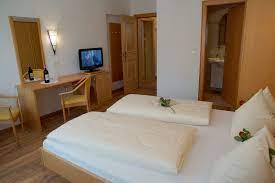 Search for the cheapest hotel deal for haus dorfblick in gerlos. Zillertal Tirol Appartements Im Haus Dorfblick In Gerlos Haus Dorfblick Gerlos