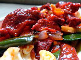 (blend banyak2 buat stock), 1 biji bawang merah potong 4, 3 sudu cili bo, 1 sudu sos cili, 2 sudu kecil garam halus. Daging Masak Merah Ala Thai Express Cooking My Style My Way Asian Recipes Savoury Dishes Food Lab