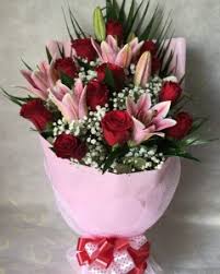 Our online flower shop delivers beautiful flowers, flower bouquets, gifts and other flower arrangements to your loved ones in philippines. Send Flowers To The Philippines Best Online Flower Delivery Manila Philippines
