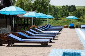 Lacul oteloaia se afla in satul solduba, comuna homoroade, judetul satu mare si este lac artificial, amplasat langa padurea cu acelasi nume. Pensiunea Popasul Codrenilor Satu Mare 4 Cazare In Satu Mare