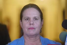 Maya Fernández deja el Ministerio de Defensa tras polémica por fallida  compra de casa de Allende