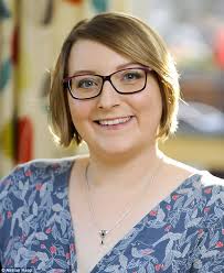 Amy Lloyd's Instagram, Twitter & Facebook