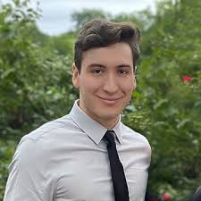 Christian (@_ChrisMenendez)