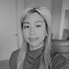 Kate Sugar's Instagram, Twitter & Facebook