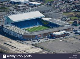Auch historische spielstätten können ausgewählt werden. Luftaufnahme Von Leeds United Elland Road Fussball Stadion In Leeds Stockfotografie Alamy
