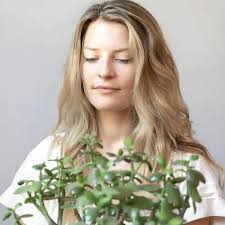 The latest flower business news