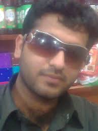 My weakness: I get emotional very easily My strength: once im done , im  done