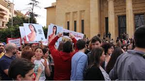Check spelling or type a new query. Hausliche Gewalt Gegen Frauen Im Libanon Angst Vor Einem Dominoeffekt Qantara De