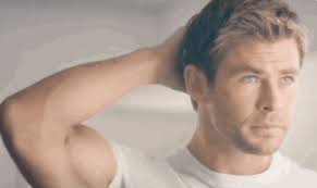 Behold Chris Hemsworth Chris Hemsworth Muscles Chris Hemsworth Shirtless