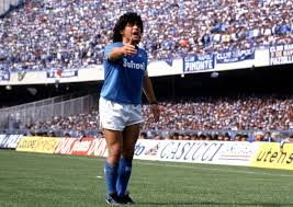 Neapel ohne maradona ist wie maria ohne jesus. Modehaus Dolce Gabana Muss Fussball Idol Diego Maradona 70 000 Euro Schadenersatz Zahlen Versicherungswirtschaft Heute