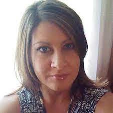 Candace Weller's Instagram, Twitter & Facebook