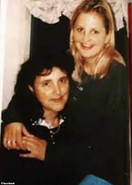 Bobbie thomas' son is making sure his late dad receives his father's day sentiments in heaven. Daughter S Tireless Search For Her Mother Who Mysteriously Vanished More Than 22 Years Ago Daily Mail Online