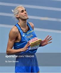 Gianmarco tamberi (civitanova marche, 1º giugno 1992) è un altista italiano, campione mondiale indoor a portland 2016 e campione europeo ad amsterdam 2016, nonché detentore del record nazionale sia outdoor che indoor. Sportsfile European Athletics Indoor Championships Day 3 Session 1 Photos Page 3