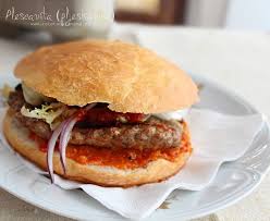 Plescavița Bănățeană Pljeskavica Sarbească Rețetă Pas Cu Pas Rezept Rumanische Rezepte Rezepte Geback