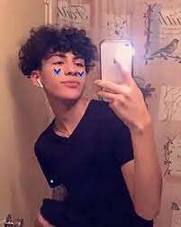This will give a wet finish to your curtains haircut. 120 Cute Mexican Boys Ideas In 2021 Cute Mexican Boys Boys With Curly Hair Light Skin Boys