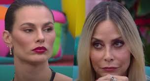 Dayane mello ha svolto lavori di sponsorizzazione per i seguenti marchi dayane mello si assicura che stia sudandosu base giornaliera per mantenere il suo invidiabile corpo tonico in perfetta forma. Gf Vip Dayane Mello E Stefania Orlando Duro Scontro Tu Sei Come Un Virus Volano Stracci