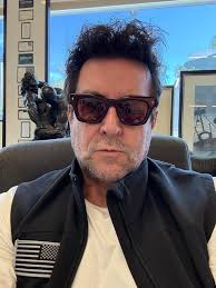 Dealan in Sacramento ( Epoxy Collection)