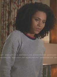maggie s grey striped sweatshirt on grey s anatomy outfit details https wornontv net 97709 greysanatomy maggie pierce greys anatomy grey s anatomy