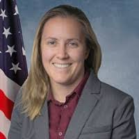 Caitlin Steiner's Instagram, Twitter & Facebook