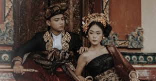 Hari lahir fattah amin sama dengan tarikh pemergian bapa fazura. Ramalan Jodoh Wewaran Bali Primbon Com
