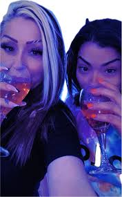 Steph (@strawders318) • Instagram ဓာတ်ပုံများနှင့် ဗီဒီယိုများ