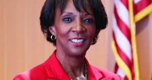 Former Los Angeles DA Lacey Endorses Nathan Hochman