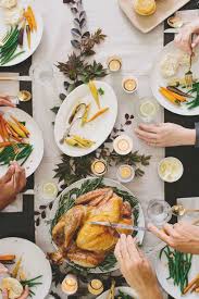Pin By Lin Cosbey On Food Pictures In 2020 Modern Thanksgiving Dinner Thanksgiving Dinner Thanksgiving Dinner Table