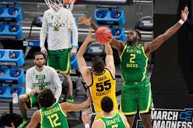 Game schedule for 2020 oregon ducks Iowa Hoops Oregon 95 Hawkeyes 80 A Tale As Old As Time Black Heart Gold Pants
