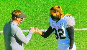 Benjamin Hochman On Twitter Here S Vanderbilt Kicker Sarah Fuller Greeted Pregame By Mizzou Coach Eli Drinkwitz Secnetwork Screenshot