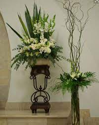 Tall Cylinder With Curly Willow And Fern With White Flowers Easter Flower Arrangements Contemporary Flower Arrangements White Flower Arrangements