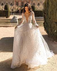 From vintage gowns with silky fabrics and delicate details to more modern styles, there is something for everyone. Wedding Dress Designers You Want To Know About