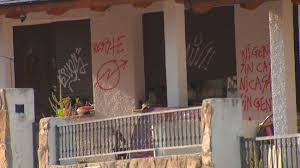 Jun 13, 2021 · dos okupas amenazan de muerte con un destornillador a personas que le recriminaron que estaban forzando una cerradura en granada. Madrid Pondra En Marcha Una Oficina Y Un Telefono 900 Contra Los Okupas