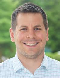 Raymond Caylor's Instagram, Twitter & Facebook