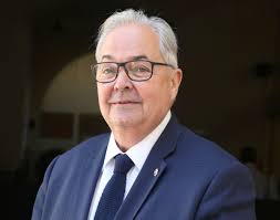 Un élu RN réintégré six mois après avoir été suspendu pour un commentaire  raciste