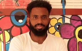 Abraham Jiménez Enoa publica en España su primer libro