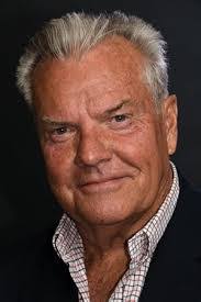 Andrew Sanford's Instagram, Twitter & Facebook