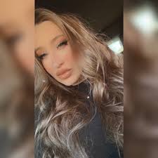 Ashley Duran 💛 (@Ashhbeeeee1)