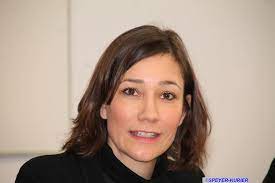 Nach dem studienabschluss war stefanie hubig vier jahre bei der staatsanwaltschaft ingolstadt tätig, zunächst als staatsanwältin und danach als richterin. Antrittsbesuch Der Rlp Familienministerin Anne Spiegel Bei Oberburgermeisterin Stefanie Seiler Speyer Kurier Kurpfalzer Allgemeine Zeitung