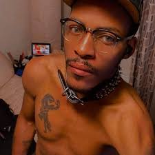 Choose one if you can't then don't comment