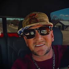 what are y'all racing this weekend? drop your pic in the comments 👇