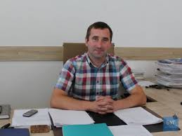 Група здійснила спробу зареєструвати релігійну громаду, звернувшись до уповноваженого у справах релігії. 100 Dniv Onovlenoyi Zimnivskoyi Gromadi Novi Kerivniki Zarobleni Premiyi Ta Viprobuvannya Negodoyu