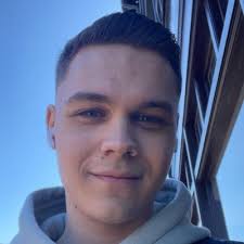 Elise Bowles (@Elisebowles00)