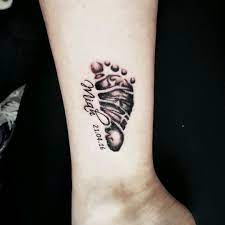 60 Tatuajes De Pies Y Huellas De Bebes