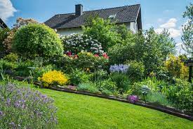 Indem sie jede terrasse entlang der wenn sie ihren garten am hang anlegen möchten müssen sie die herausforderungen der natur treffen. Garten Mit Hanglage 3 Gestaltungstipps