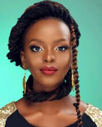 One for your Monday🥰🎈 Drop some positive energy in the comment section🌺  This hair though Hair by Rony Kampala Locs