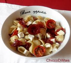 Ricette di pasta fredda estiva. Pasta Fredda Con Bresaola E Pomodori Confit Ricetta Estiva