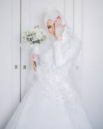 Cakk Adykasim Mekap Cantik By Kakak Cantik Fiqahafizi Gambar Cantik By The Amazing Amirna Muslimah Wedding Dress Gothic Wedding Dress Muslimah Wedding