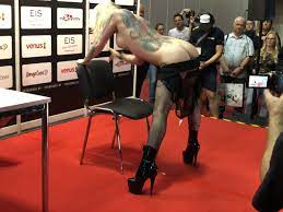 File:Venus Berlin 2019 884.jpg - Wikimedia Commons