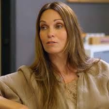 Les mystères de l'amour (spoiler) : Cathy, Béatrice et Grégory en trouple ?  Coup de théâtre sur TMC