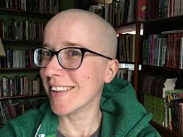 Elly Blue's Instagram, Twitter & Facebook